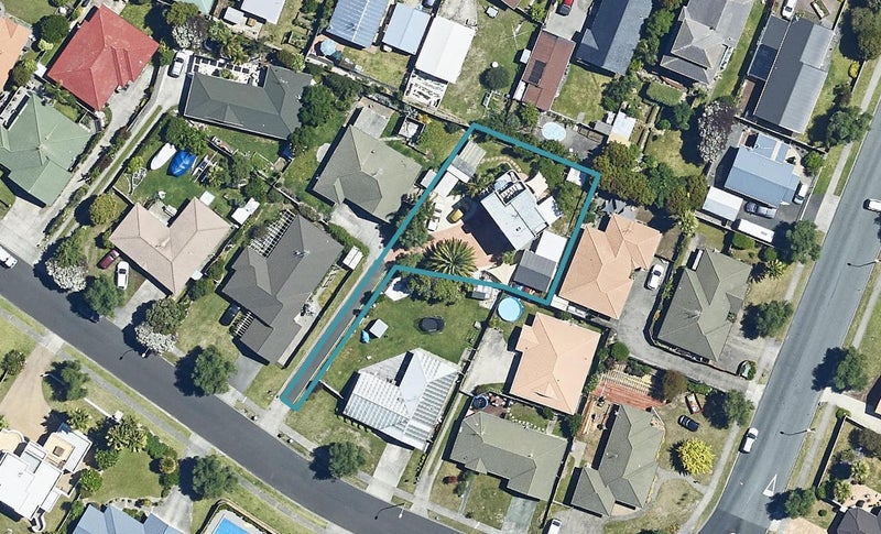 14 Athena Grove, Papamoa Beach, Papamoa - Carousel 1