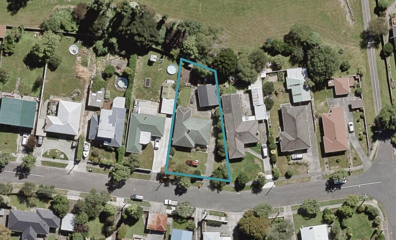 51 Hudson Avenue, Ebdentown, Upper Hutt - Carousel 1