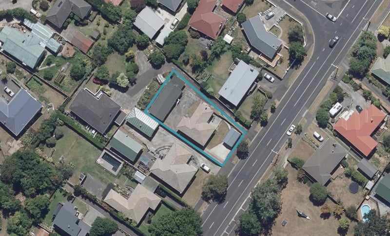 33 Masters Avenue, Hillcrest, Hamilton - Carousel 1