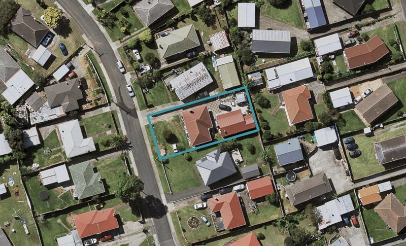 10 Doughty Place, Otara, Auckland - Carousel 1