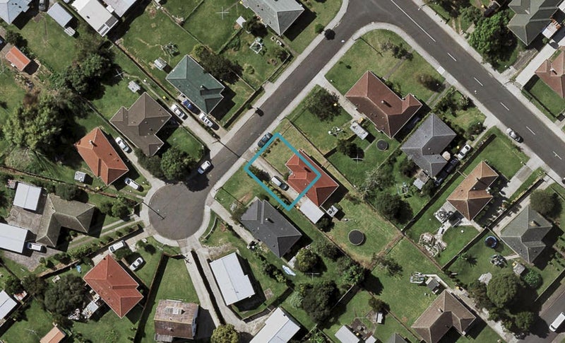 4 Ross Avenue, Otara, Auckland - Carousel 1