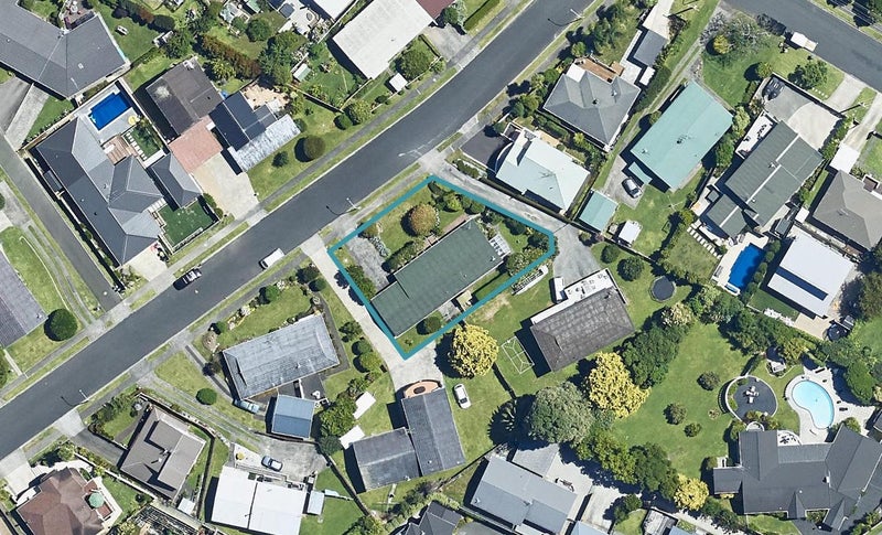 10 Mahoe Street, Matua, Tauranga - Carousel 1