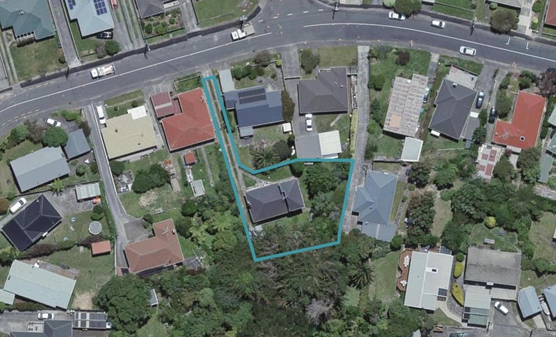 28 Beazley Avenue, Paparangi, Wellington - Carousel 1