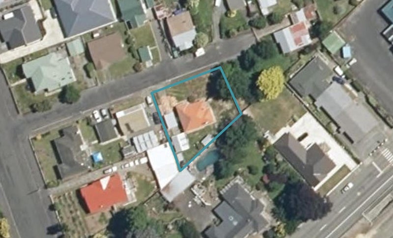 4 Carlyle Street, Dannevirke - Carousel 1