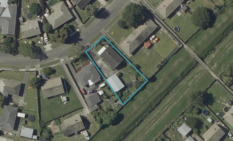 44 Ellesmere Crescent, Highbury, Palmerston North - Carousel 1