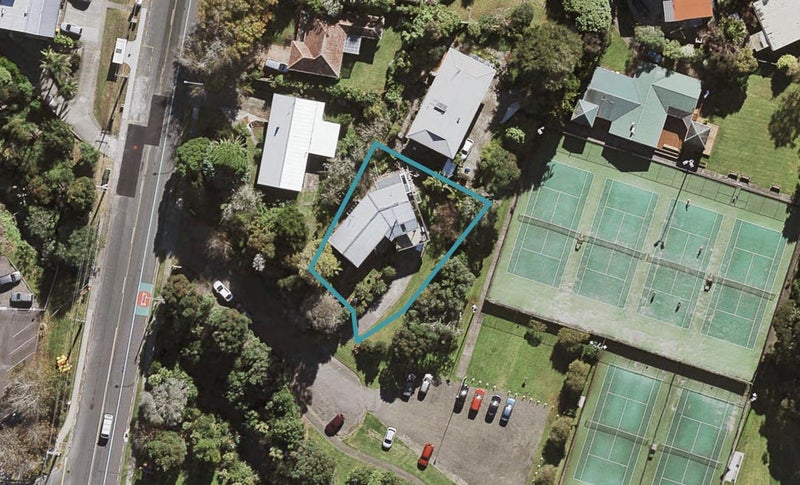 53 Lake Road, Northcote, Auckland - Carousel 1