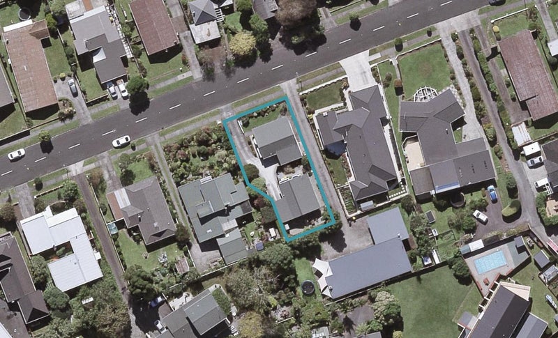 B/13 Wesley Avenue, Frankleigh Park, New Plymouth - Carousel 1
