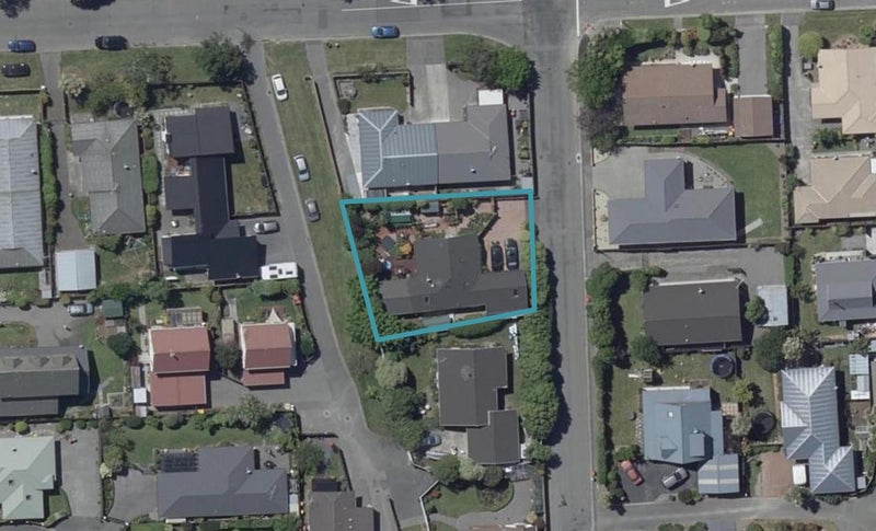 17 Mauger Drive, Heathcote Valley, Christchurch - Carousel 1