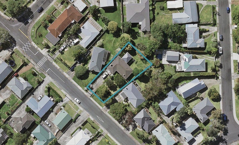 5 Tonkin Drive, Sunnynook, Auckland - Carousel 1