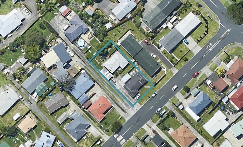 7A Watling Street, Gate Pa, Tauranga - Carousel 1