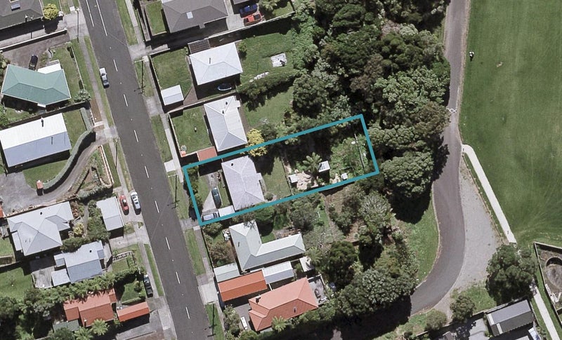 131 Pioneer Road, Moturoa, New Plymouth - Carousel 1