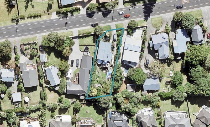 1255 Whangaparaoa Road, Gulf Harbour, Whangaparaoa - Carousel 1
