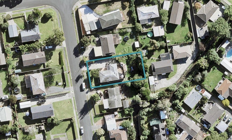5 Clensmore Place, Torbay, Auckland - Carousel 1