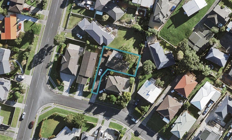 2B Stanton Terrace, Lynfield, Auckland - Carousel 1