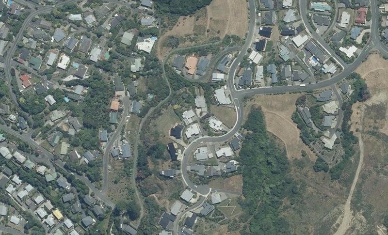 7 Heemskerck Place, Britannia Heights, Nelson - Carousel 1