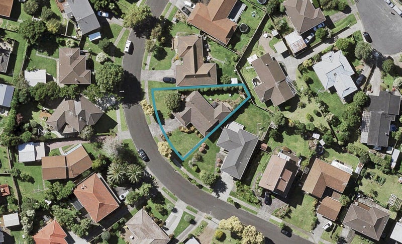 14 Olena Avenue, Sunnyhills, Auckland - Carousel 1