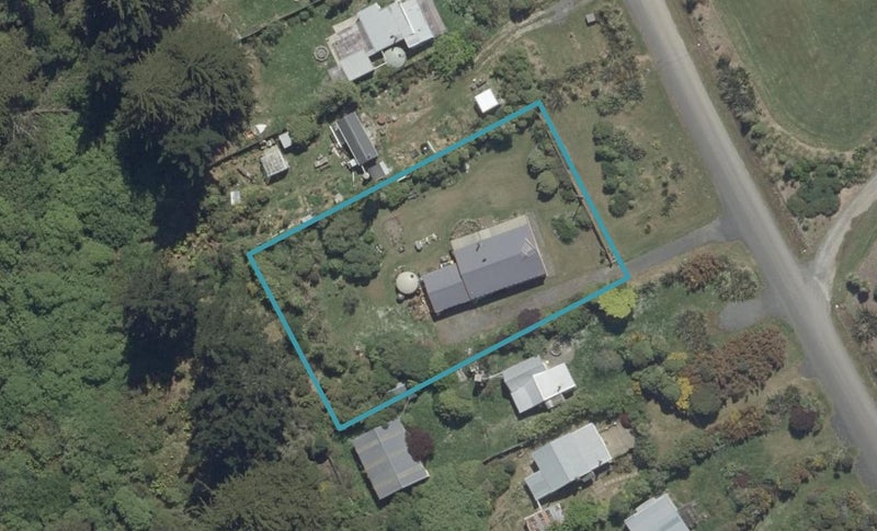 10 Beach Road, Long Beach, Port Chalmers - Carousel 1