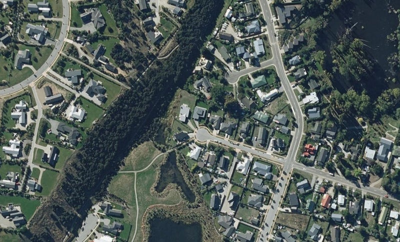 12 Hunt Place, Albert Town, Wānaka - Carousel 1