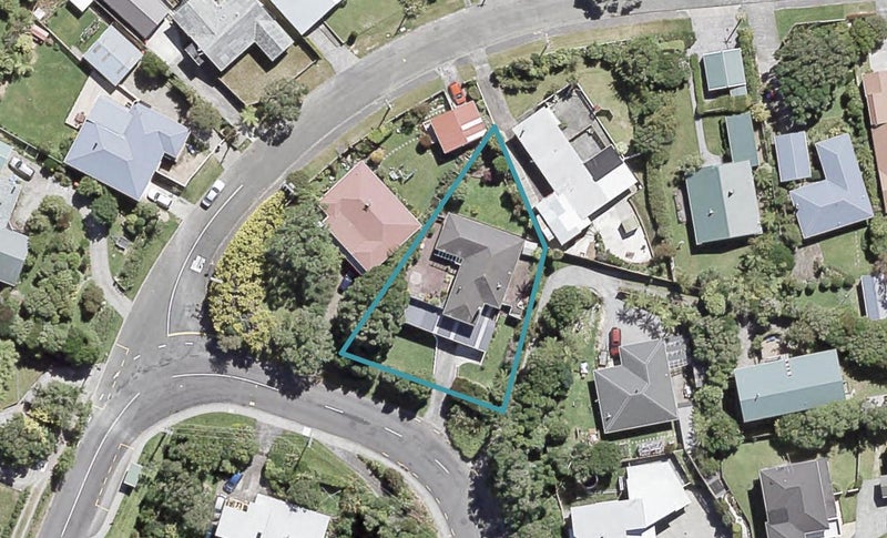 48 Poto Road, Normandale, Lower Hutt - Carousel 1