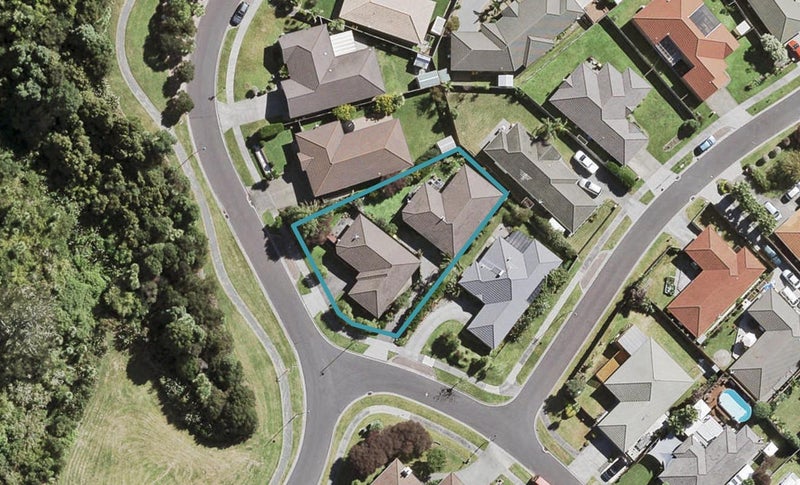 54 Brookwood Drive, Henderson, Auckland - Carousel 1