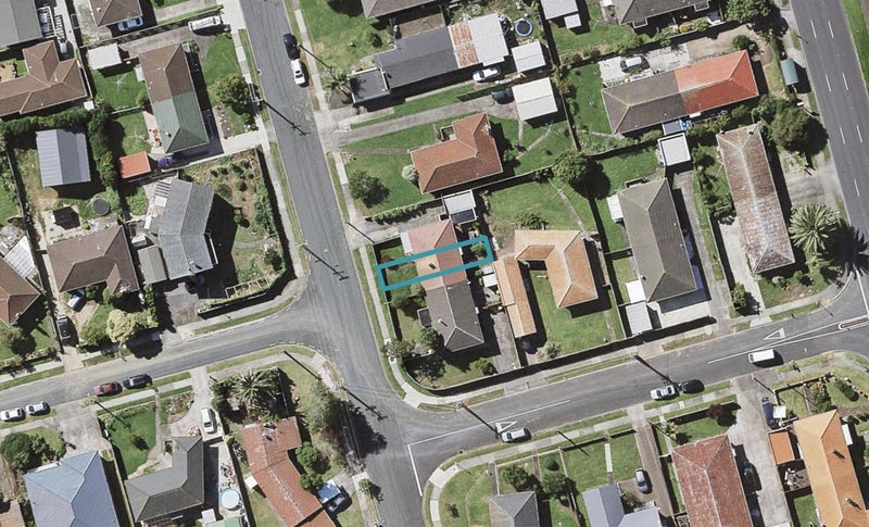 4/39 Dale Crescent, Pakuranga, Auckland - Carousel 1