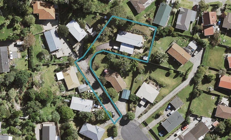 15 Glenfinn Place, Massey, Auckland - Carousel 1