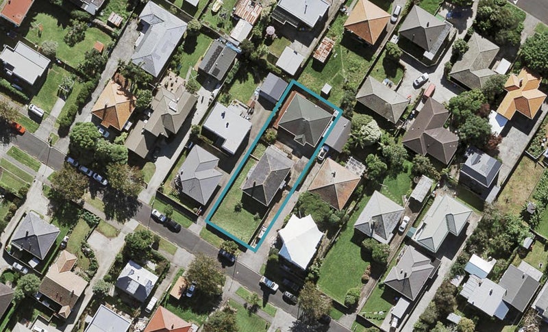 2/10 Harwood Street, Sandringham, Auckland - Carousel 1