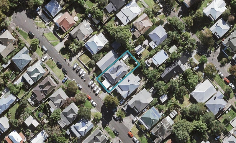 9 Richbourne Street, Kingsland, Auckland - Carousel 1