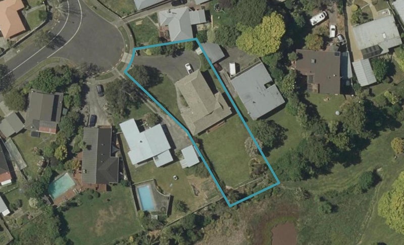 25 Parkland Crescent, Terrace End, Palmerston North - Carousel 1