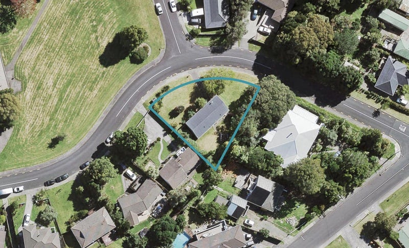 4 Annison Avenue, Glen Eden, Auckland - Carousel 1