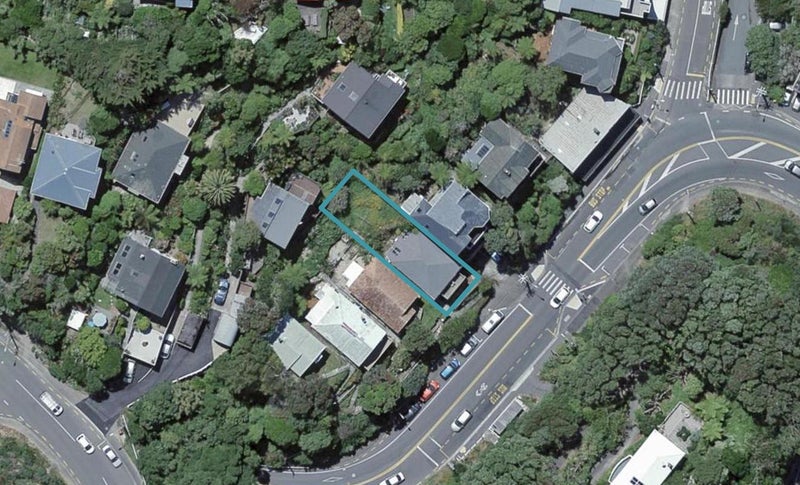 198 Glenmore Street, Northland, Wellington - Carousel 1