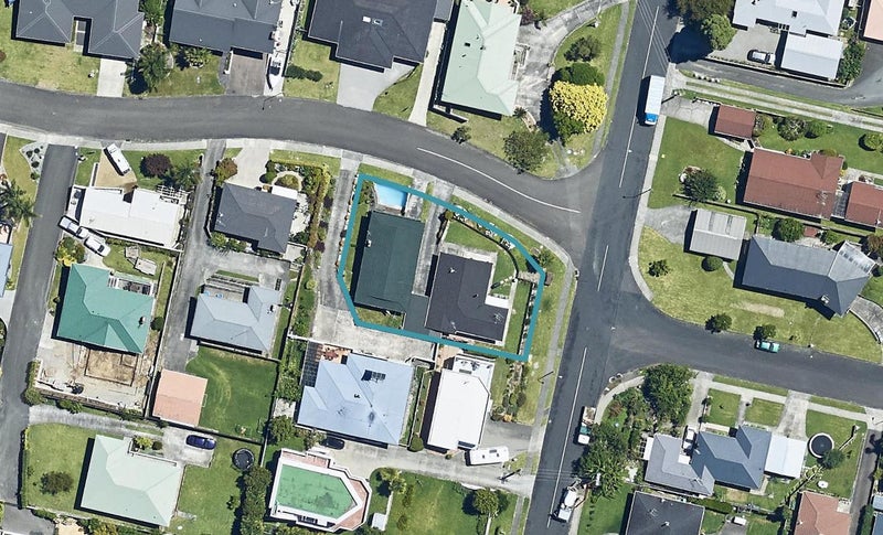 2A Mana Street, Otumoetai, Tauranga - Carousel 1