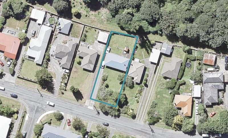 147 Hine Road, Wainuiomata, Lower Hutt - Carousel 1