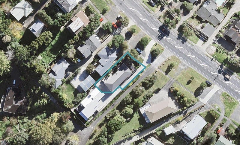 1010 East Coast Road, Fairview Heights, Auckland - Carousel 1