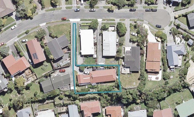 20 Reese Jones Grove, Maungaraki, Lower Hutt - Carousel 1
