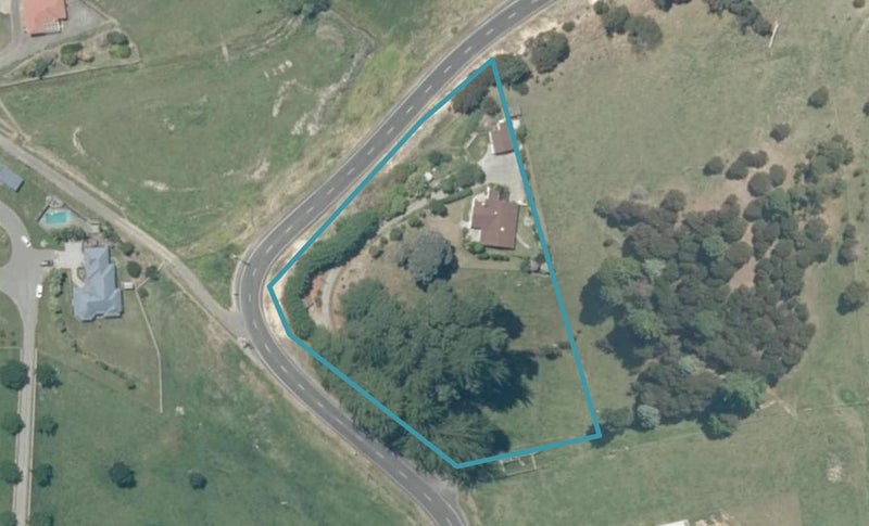 168 Hill Road, Eskdale - Carousel 1