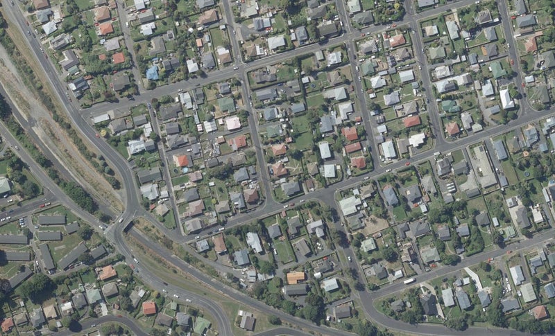 3 Teignmouth Street, Abbotsford, Dunedin - Carousel 1