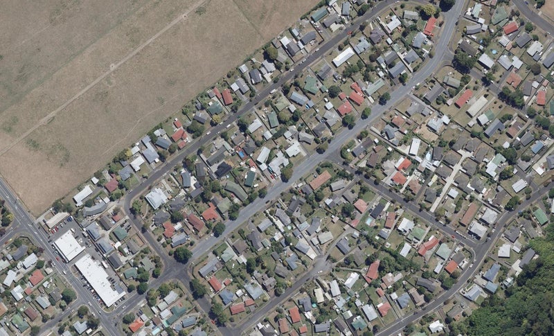 21 Nevada Road, Silverdale, Hamilton - Carousel 1