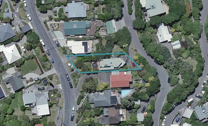 136 Nevay Road, Karaka Bays, Wellington - Carousel 1