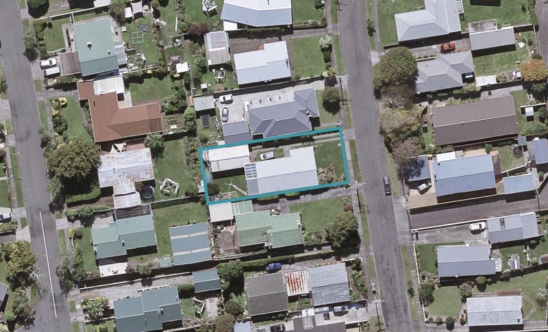 16 Manu Crescent, Upper Vogeltown, New Plymouth - Carousel 1