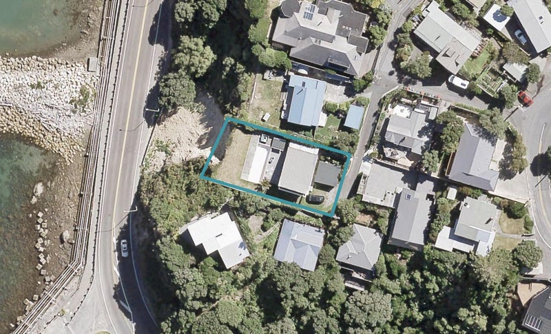 5 Church Lane, Point Howard, Lower Hutt - Carousel 1