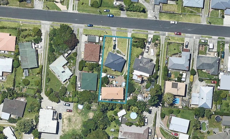 20B Esk Street, Parkvale, Tauranga - Carousel 1