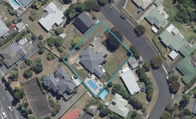 11 MacDiarmid Road, Beerescourt, Hamilton - Carousel 1