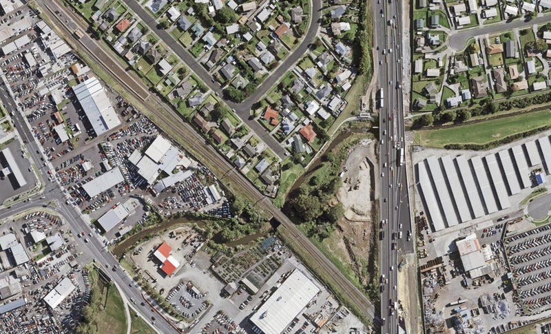 75 Ferguson Street, Manurewa East, Auckland - Carousel 1