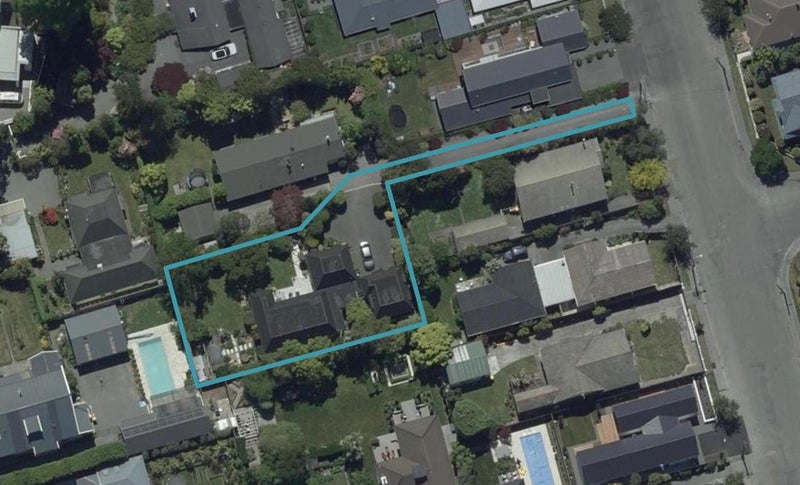 15 Chepstow Avenue, Fendalton, Christchurch - Carousel 1