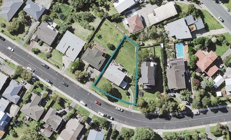 21 Sunrise Avenue, Murrays Bay, Auckland - Carousel 1