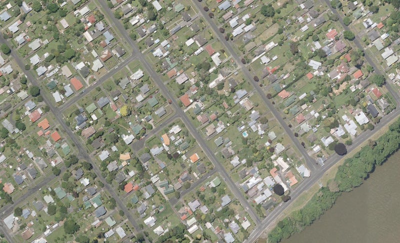 16 Roberts Avenue, Aramoho, Whanganui - Carousel 1