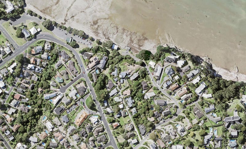 14 Rangitoto View Road, Cockle Bay, Auckland - Carousel 1