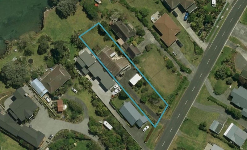 266 One Tree Point Road, One Tree Point - Carousel 1