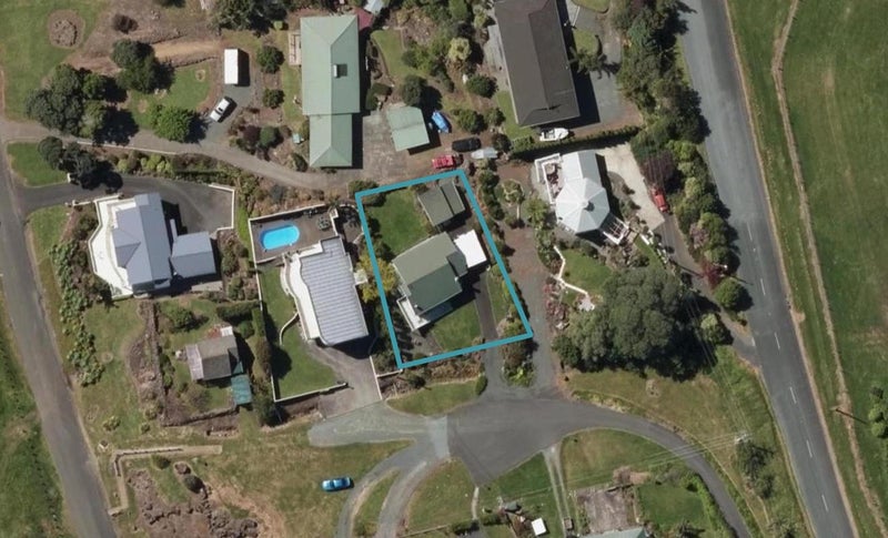 4 Kaiwaka Road, Onerahi, Whangarei - Carousel 1